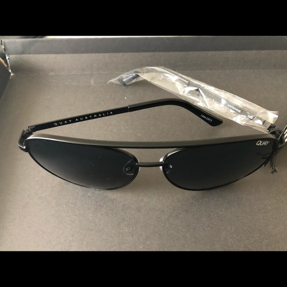 Quay Australia sunglasses - Picture 2 of 4